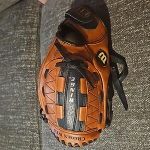Wilson Barry Bonds 11 inch baseball glove